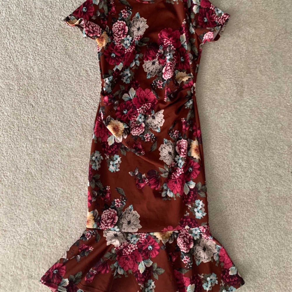 Floral maternity dress